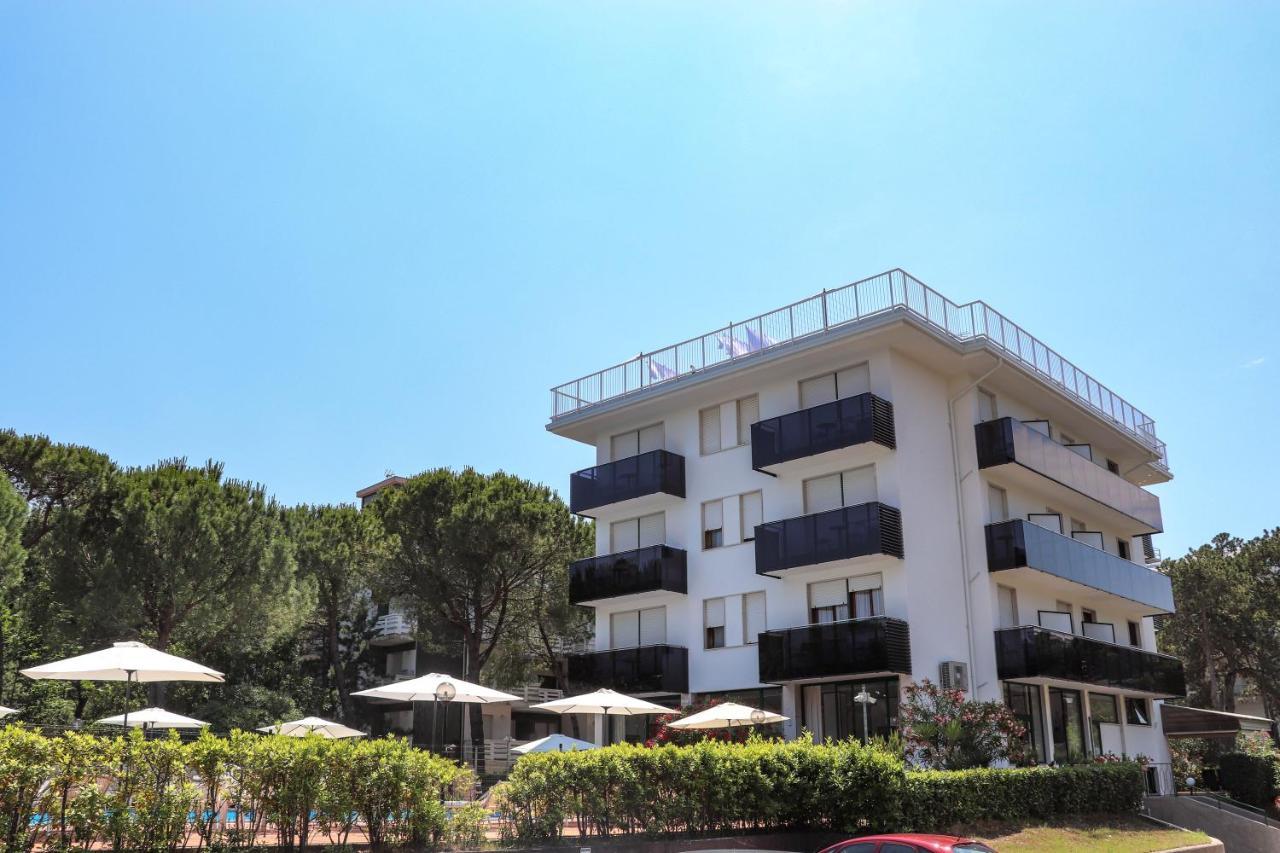 Hotel Eden Lignano Sabbiadoro Dış mekan fotoğraf