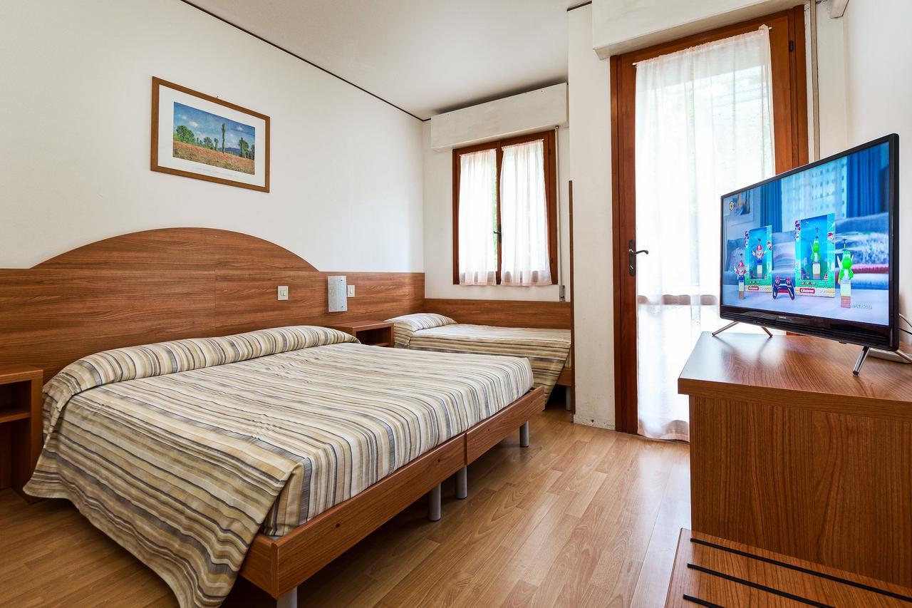 Hotel Eden Lignano Sabbiadoro Dış mekan fotoğraf