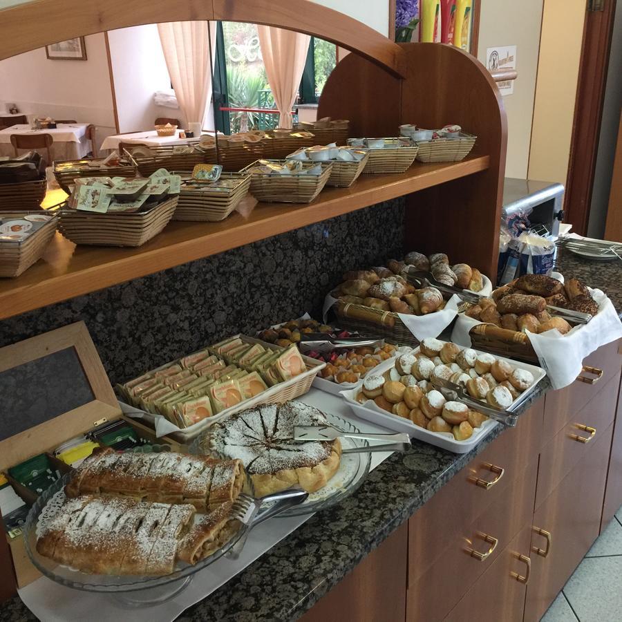 Hotel Eden Lignano Sabbiadoro Dış mekan fotoğraf
